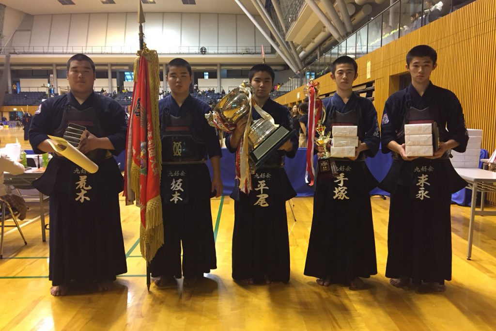 平成29年度愛知県剣道道場連盟「近藤杯」争奪少年剣道錬成大会　中学生の部　優勝　九好会