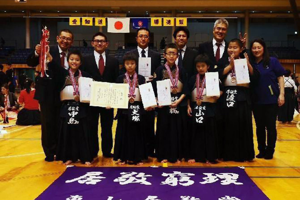 低学年の部　第三位　東レ居敬堂